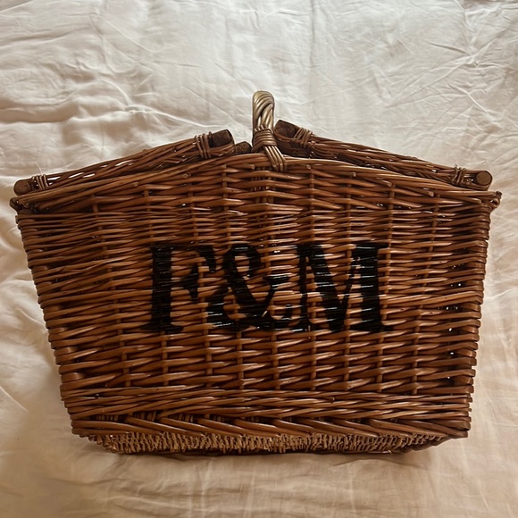 F&m basket best sale